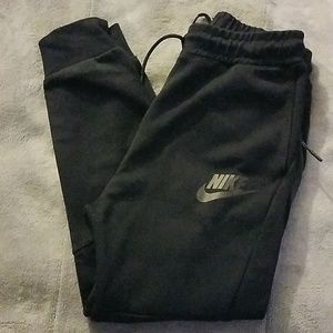 NWOT Nike Joggers